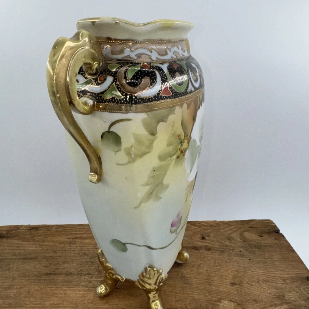 Vase Antique Nippon‎ Hand-Painted Porcelain w/Double Handle Floral Gold Gilt
